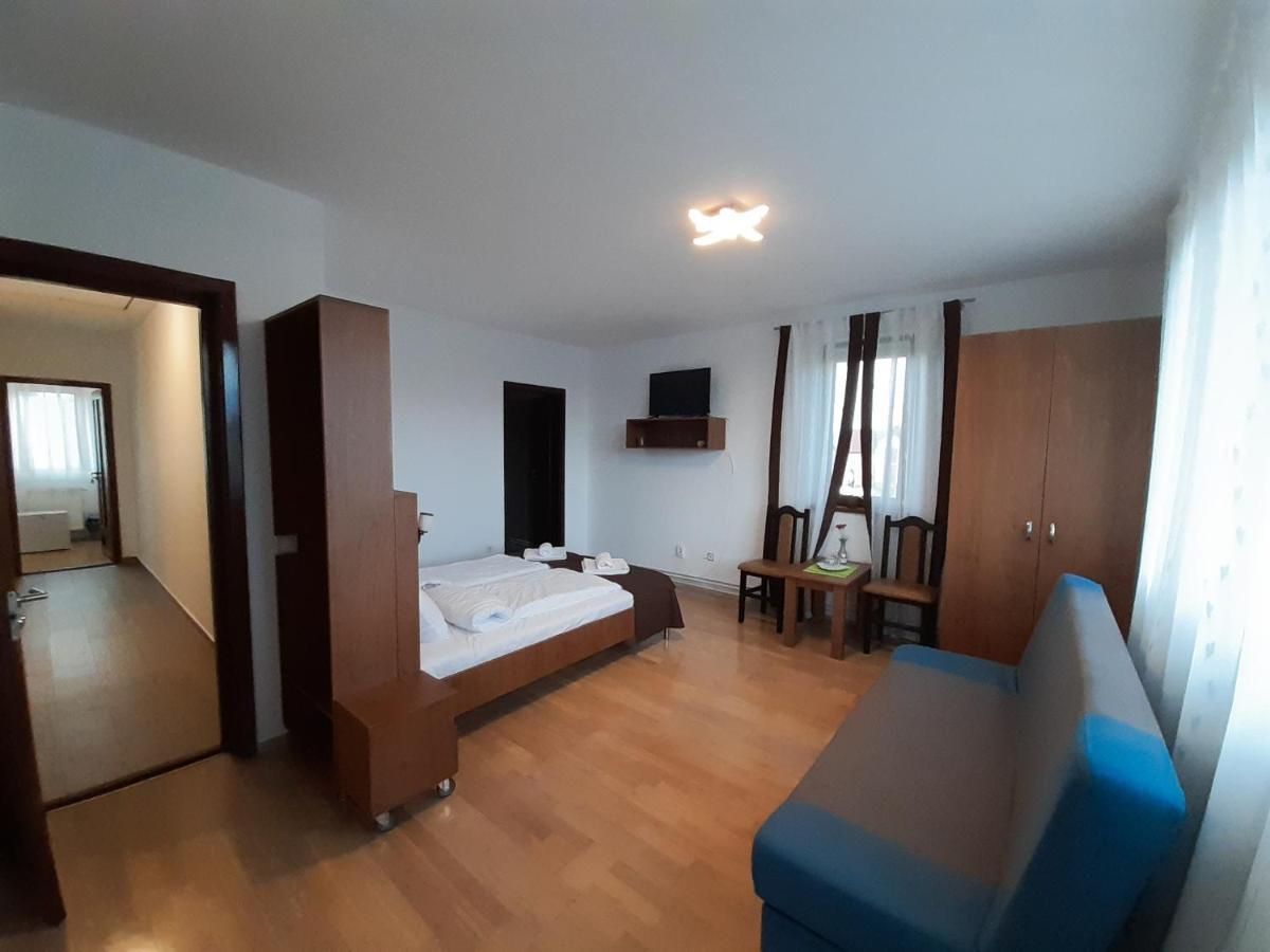Hotel Mirana-Marginimea Sibiului Cristian  Zewnętrze zdjęcie